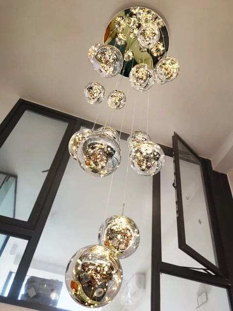 5 Stunning Modern Chandeliers for Double Height Ceilings