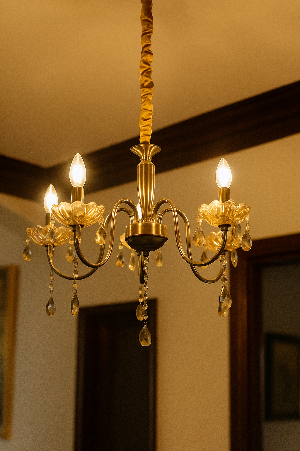 HDC 5 Lights Antique Metal Chandelier For Living Room