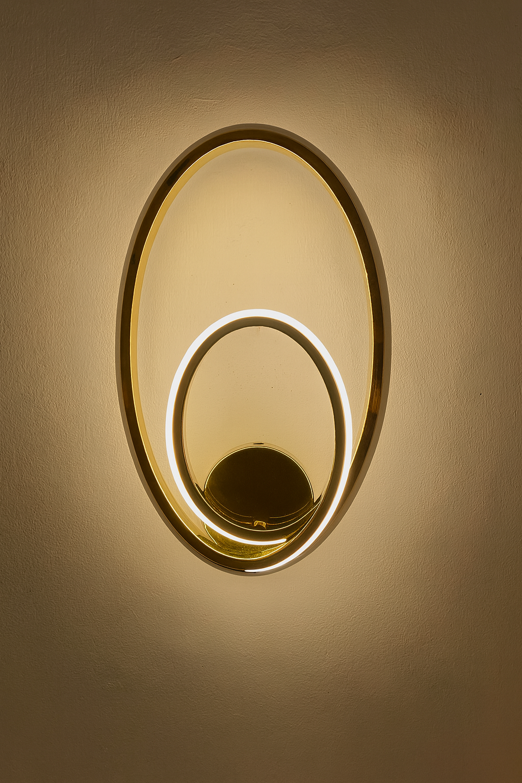 Hdc Gold Metal Strip Oval Wall Light with White Acrylic Shade