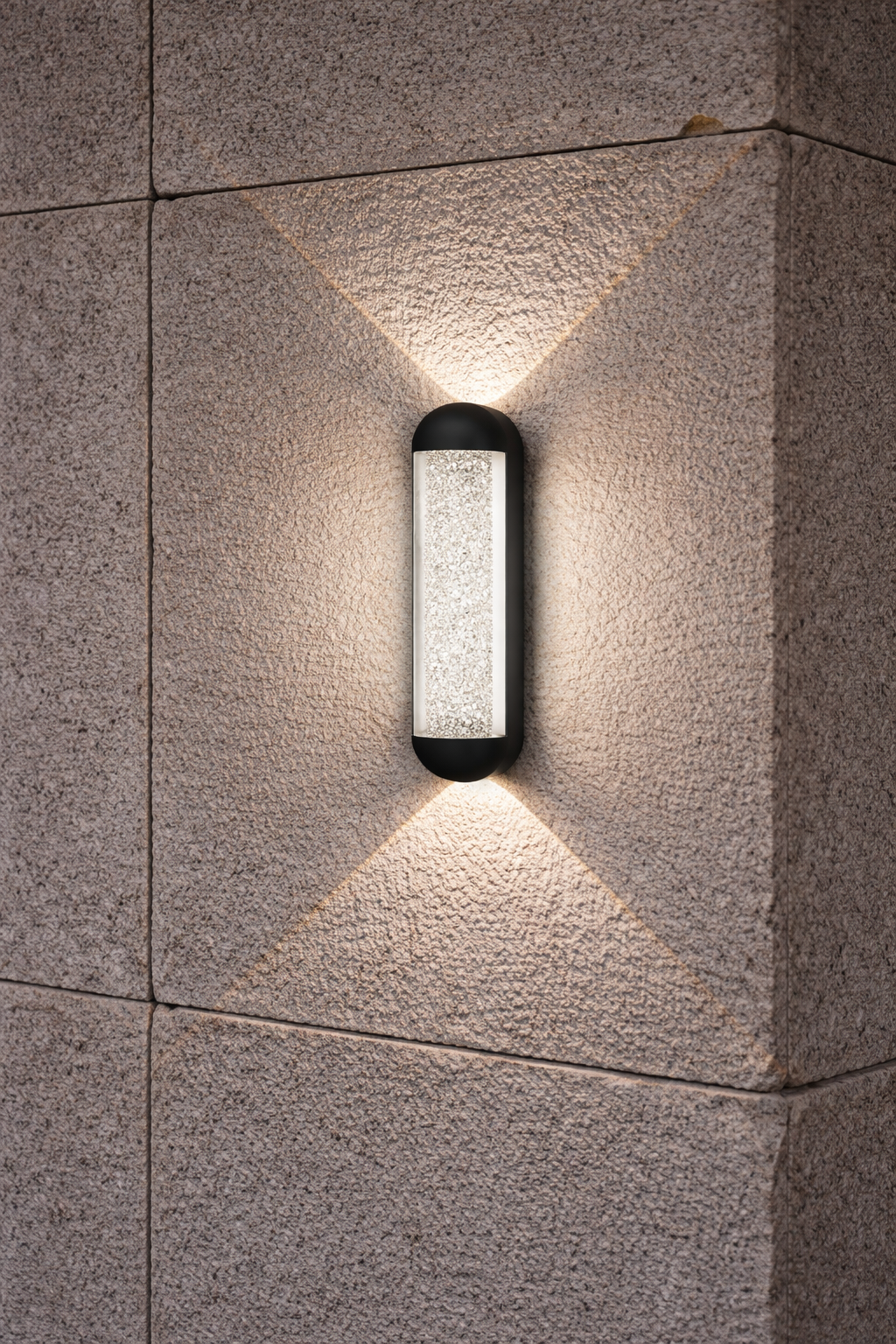 HDC 12W Modern Outdoor LED Wall Light for Exterior Walls with Warm White Glow