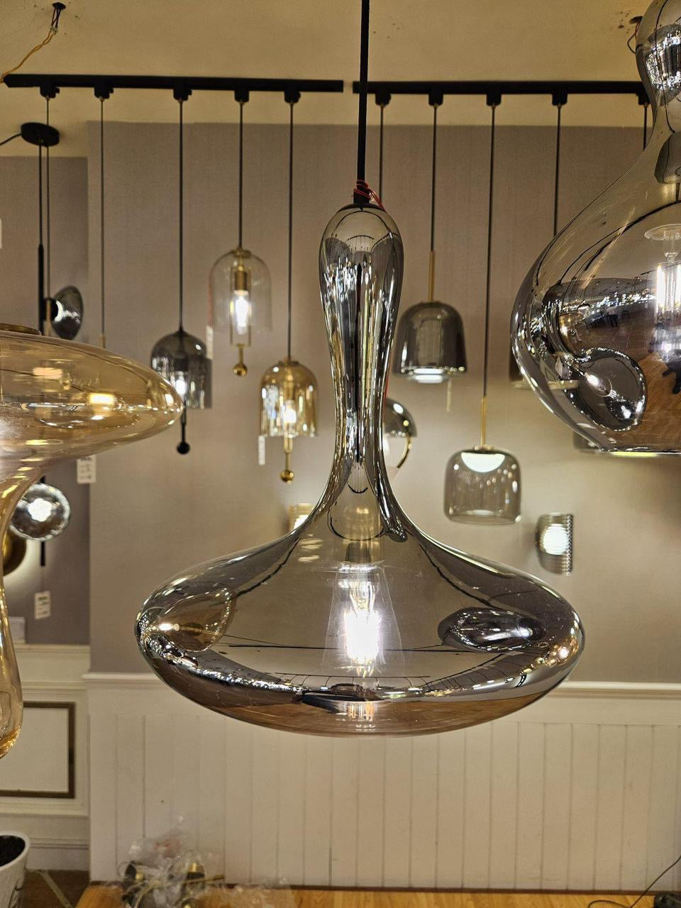 Hdc Amber/Smoke Hand Blown Glass Lamp for Kitchen Island Sink Adjustable Hanging Droplight