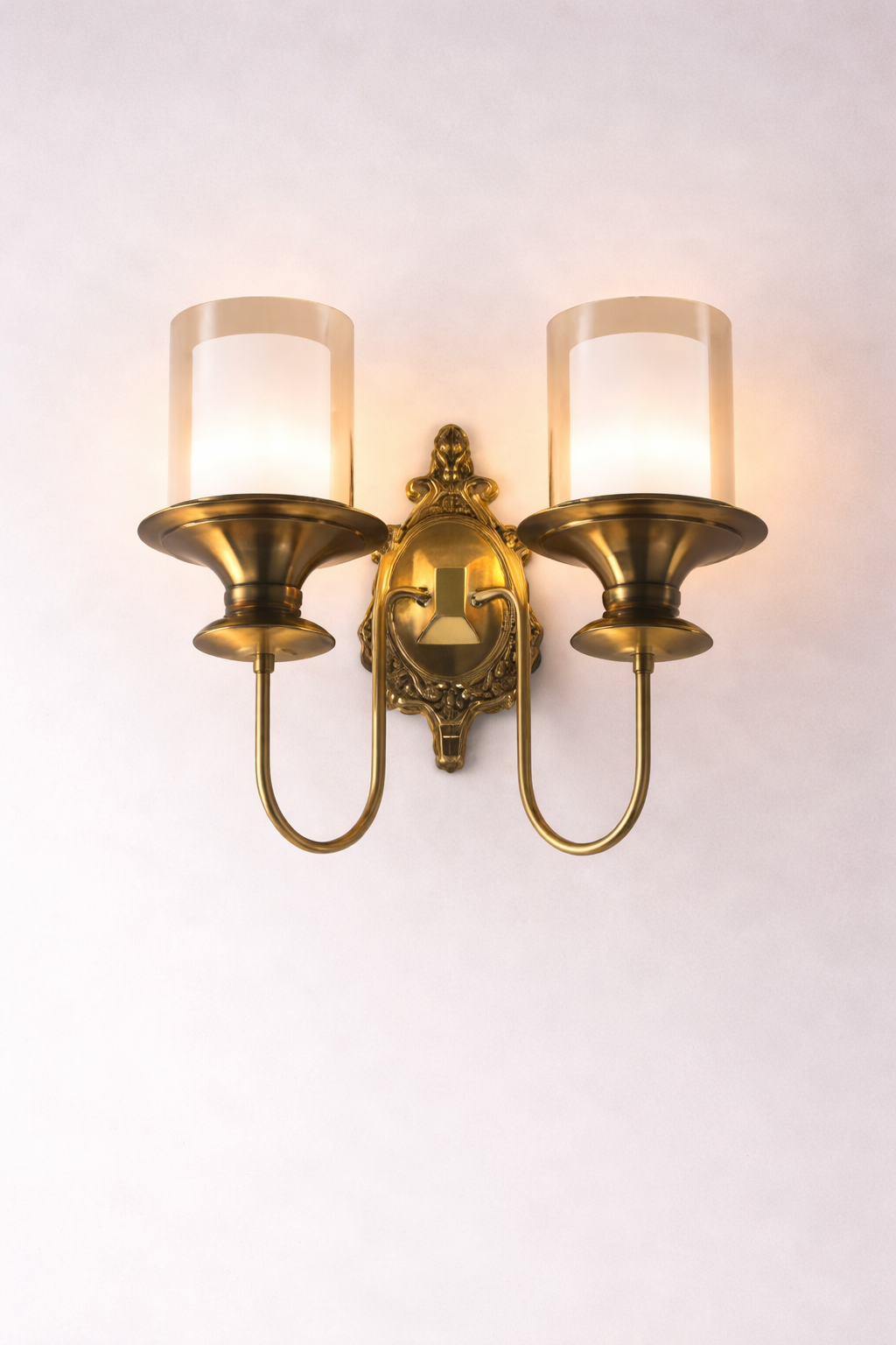 HDC Luxury Antique Gold Dual Glass Wall Light for Living Room, Bedroom & Hotel Décor