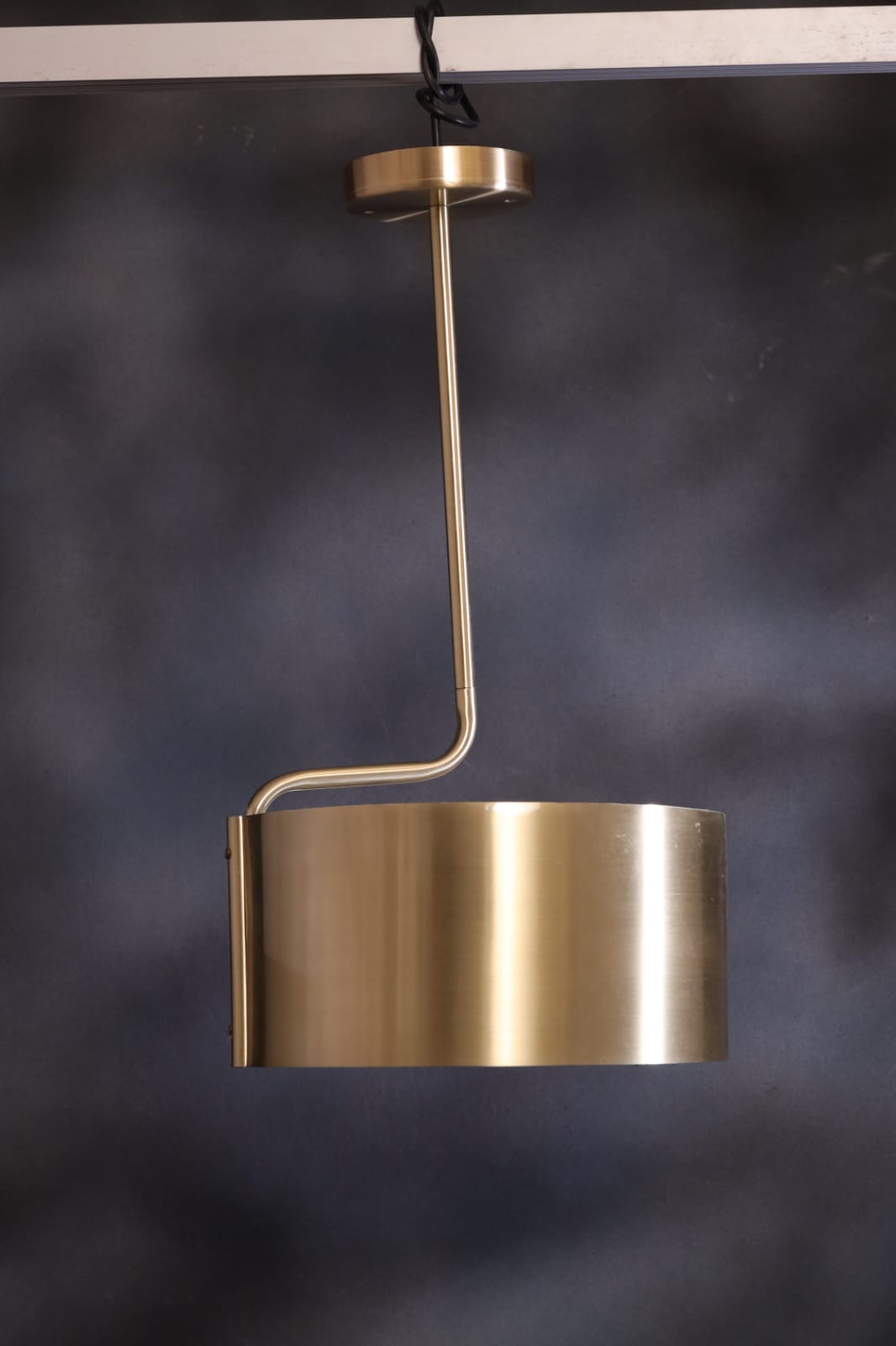 HDC Modern Golden Metal Pendant Light for Bedroom, Living Room