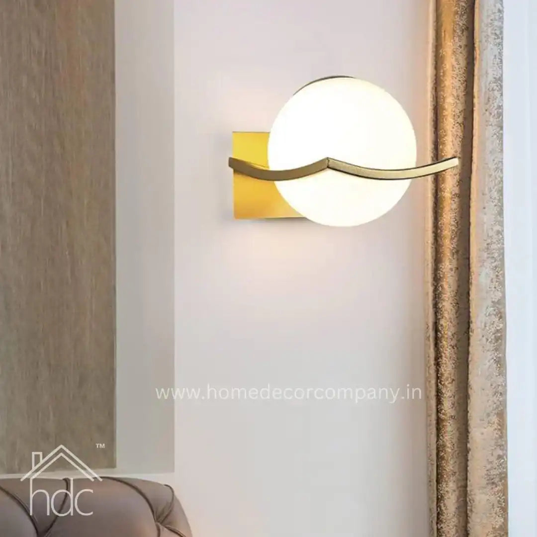 Hdc Electroplated Golden Frosted Glass Ball Wall Light Sconce for Bedroom Living Room