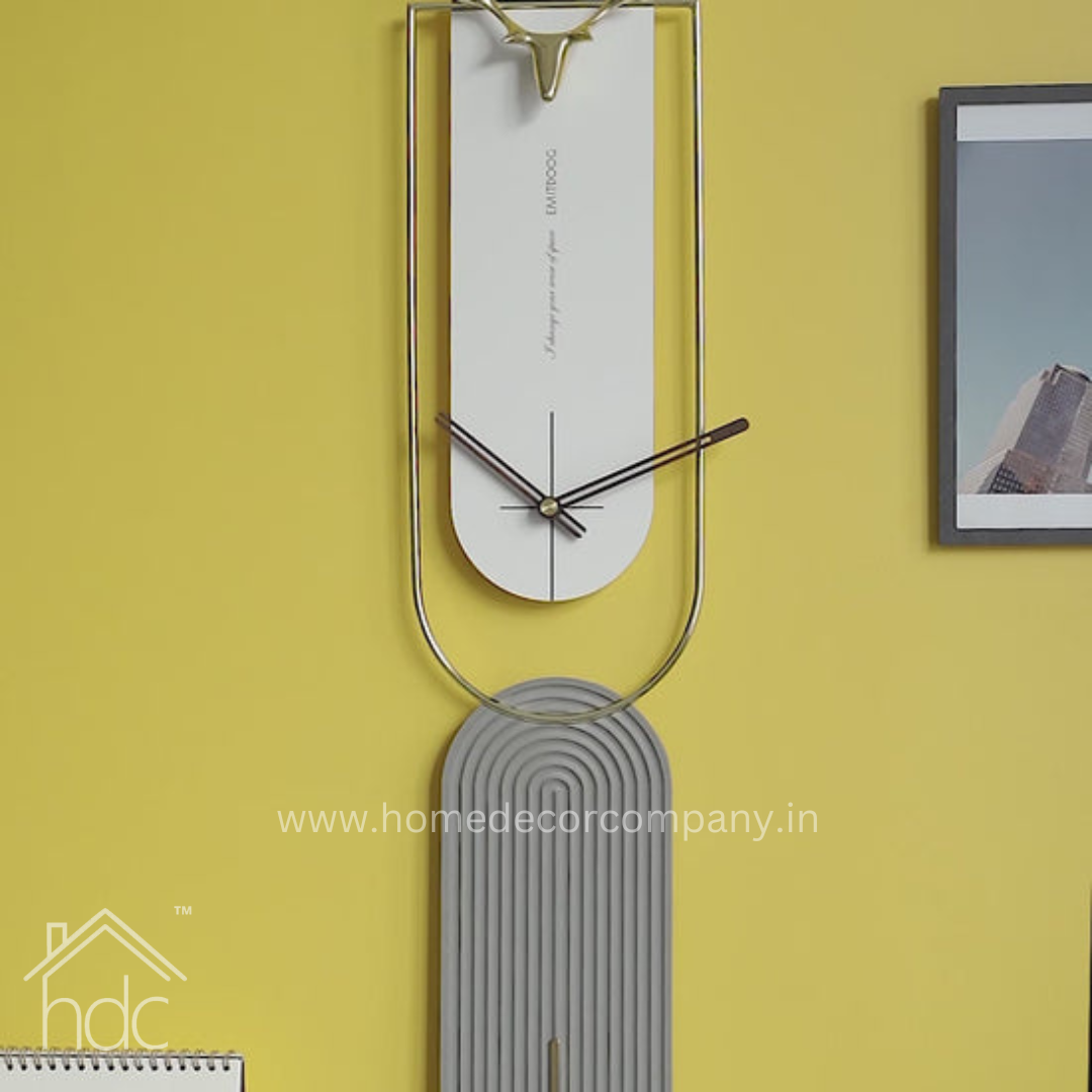 Hdc The Touch of Suave - Luxe Wall Clock - Style 5