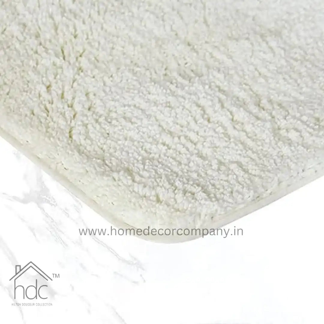 Hdc 40*60, 40*50 CM Modern Everyday Microfiber Anti Skid & Super Absorbent Ultra Soft Bathmat and Shaggy Floor Mats, Non-Slip, Rug for Home, Kitchen and Bathroom, 2 PC Set colour (White)