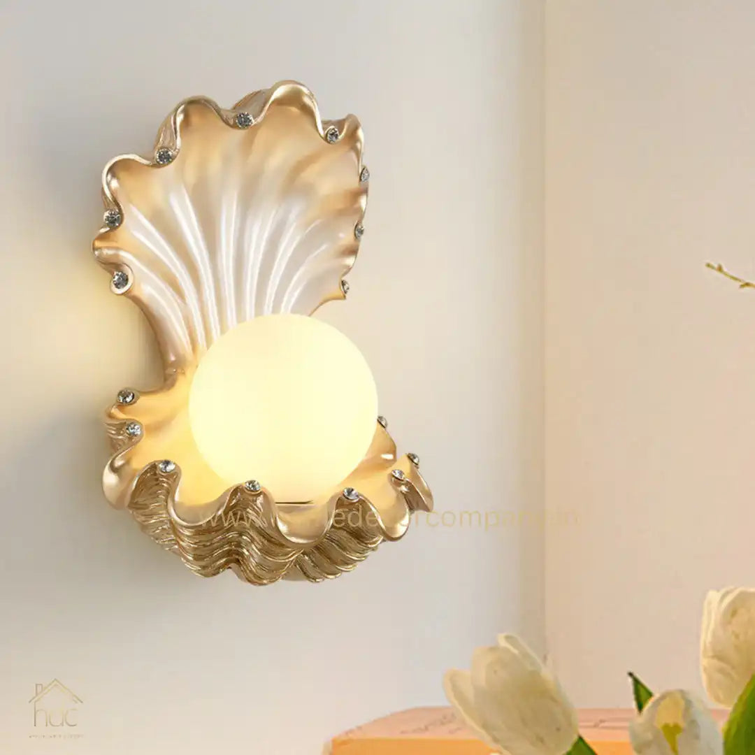 HDC Cream Style French Creative TV Background Pearl Decoration Wall lamp