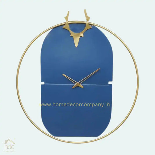 Hdc Decorative Iron Deer Head On Top Round Blue and Golden Color Analog Wall Clock for Living Room Home Decor Office