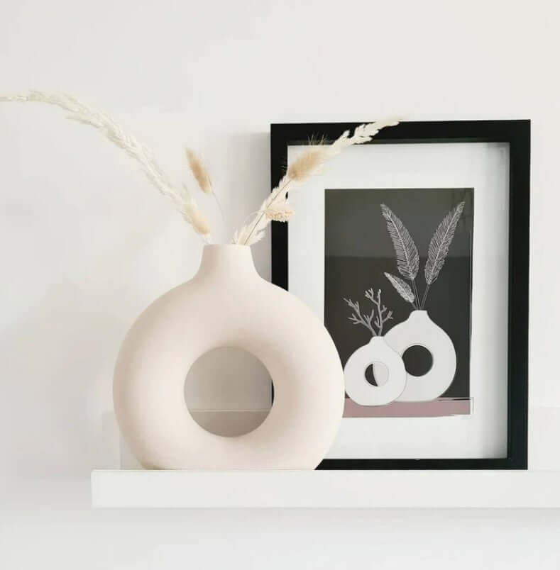 Donut Pampas Vase 6.5 (White matte) - HDC.IN