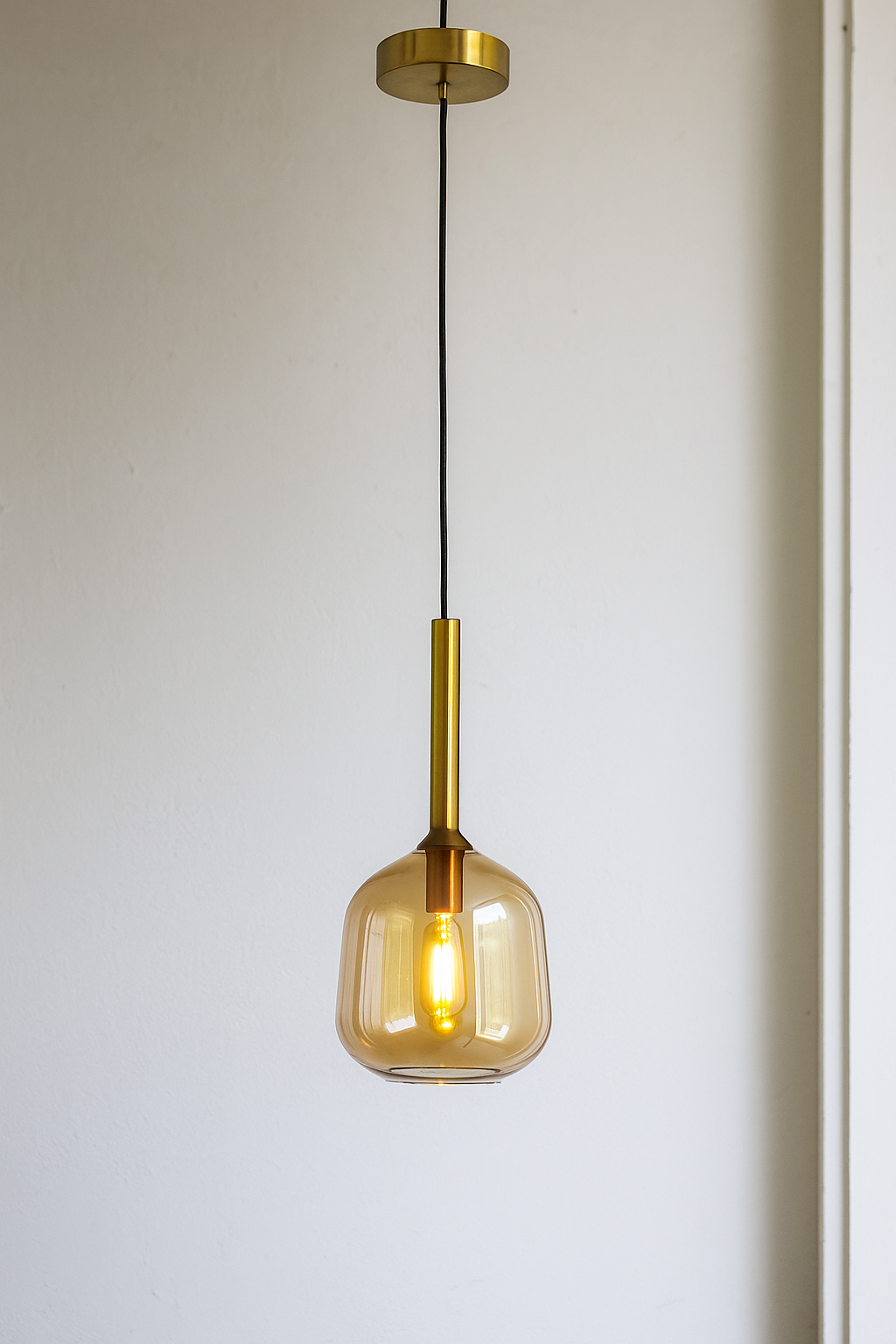 HDC Modern Amber Glass Pendant Light with Gold Accents For Living Room