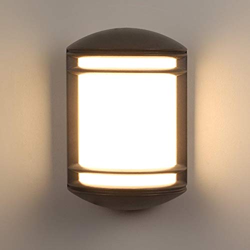 HDC Modern Outdoor Wall Light with Frosted Diffuser