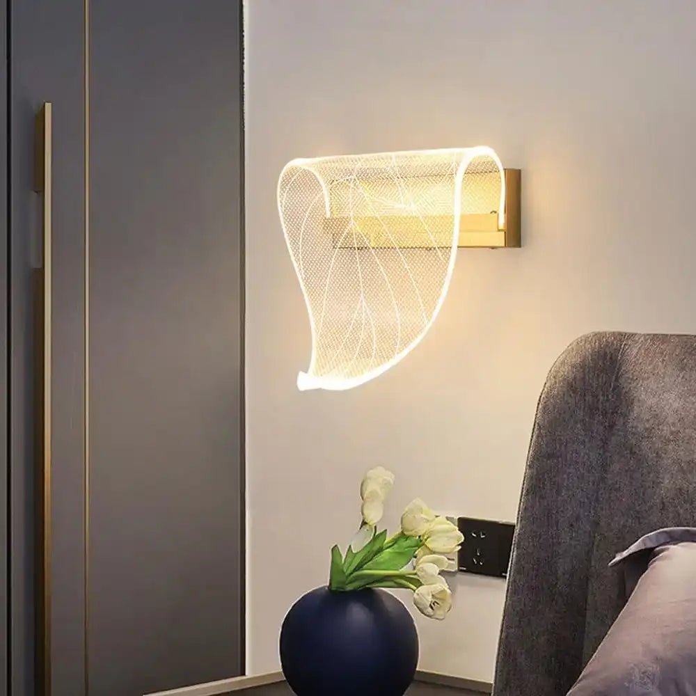 HDC LED-8W Acrylic Metal Leaf Shaped Wall Light