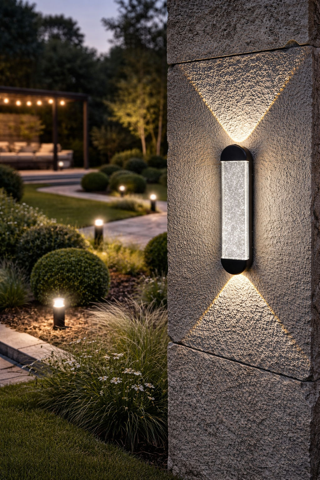 HDC 12W Modern Outdoor LED Wall Light for Exterior Walls with Warm White Glow