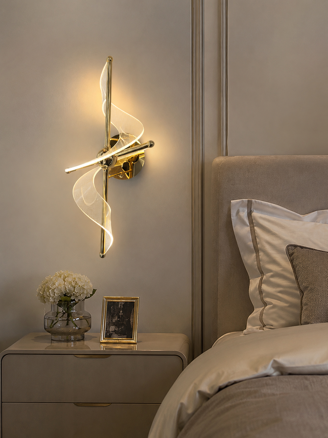 HDC Luxury Gold Spiral LED Wall Light for Bedroom, Living Room