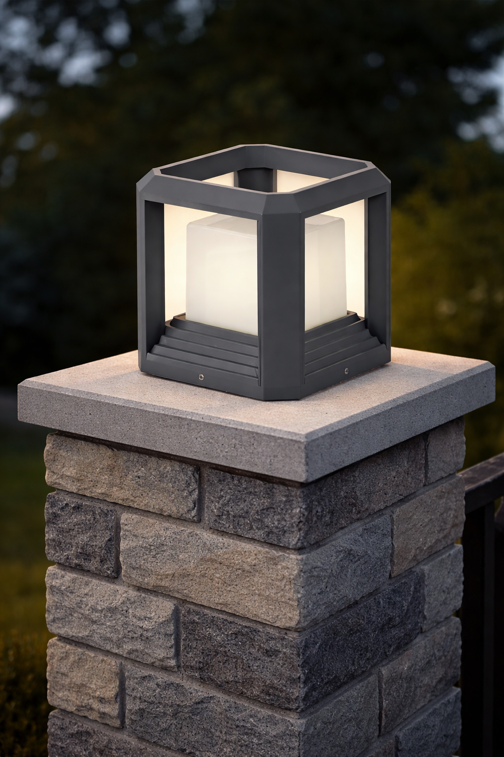 HDC Classic 250/200/150mm Aluminium Outdoor Gate Light for Gate, Garden & Landscape Lighting