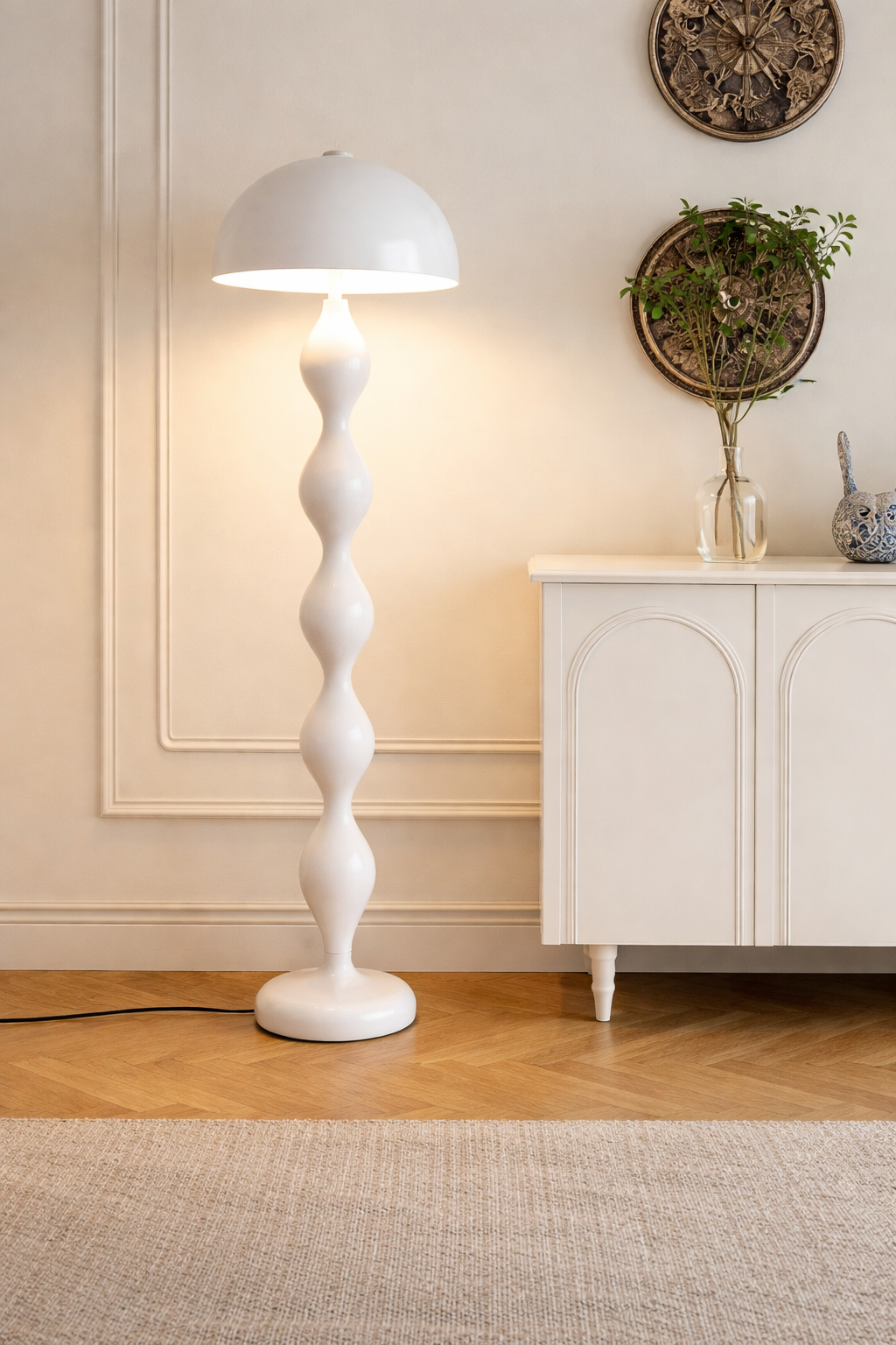 HDC Luxury Modern Designer Floor Lamp with Sculpted Body for Living Room & Bedroom