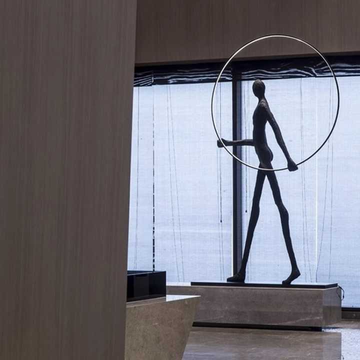 HDC Modern Luxury Art Human Holding Circle Sculpture living room bed room LED Floor Lamp