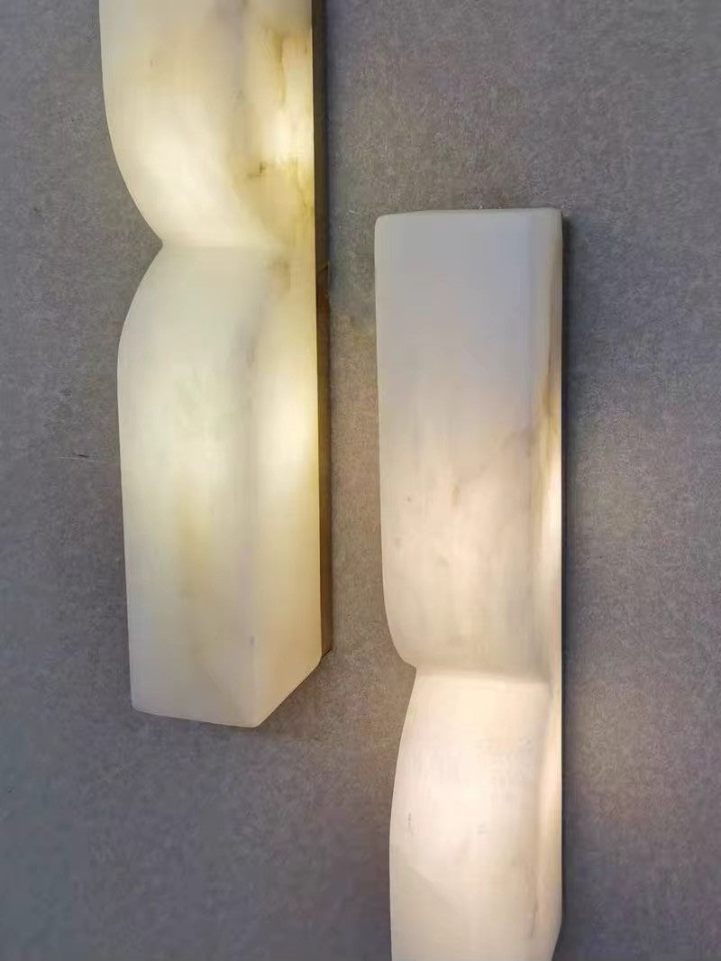 HDC Luxury Marble Finish Vertical LED Wall Light for Modern Interiors