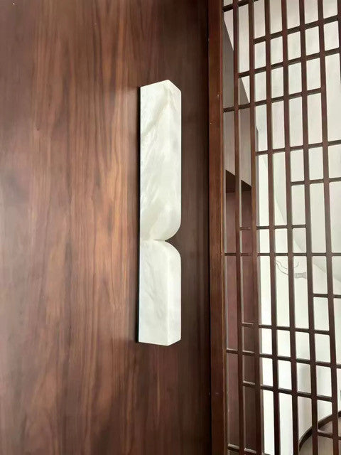 HDC Luxury Marble Finish Vertical LED Wall Light for Modern Interiors