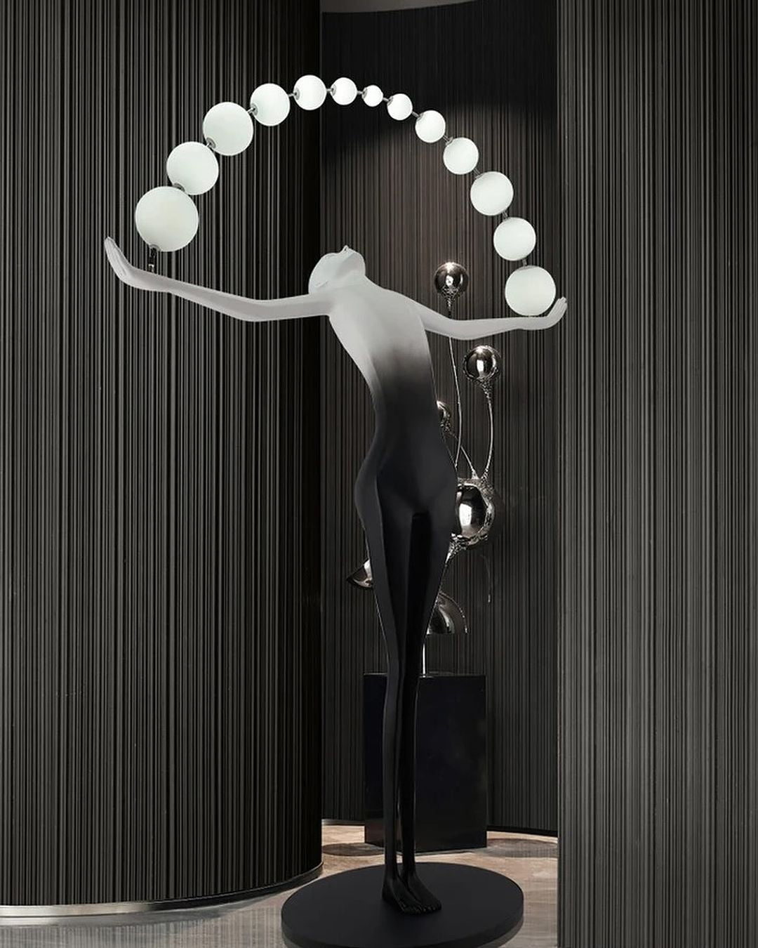 Hdc Black And White Lady Art Sculpture Living Room Creative Abstract Character Decorative Floor Lamp
