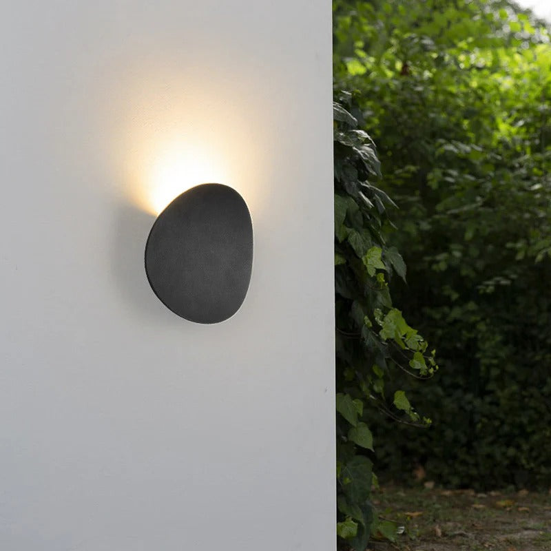 HDC Modern Black Body Led Wall Lamp