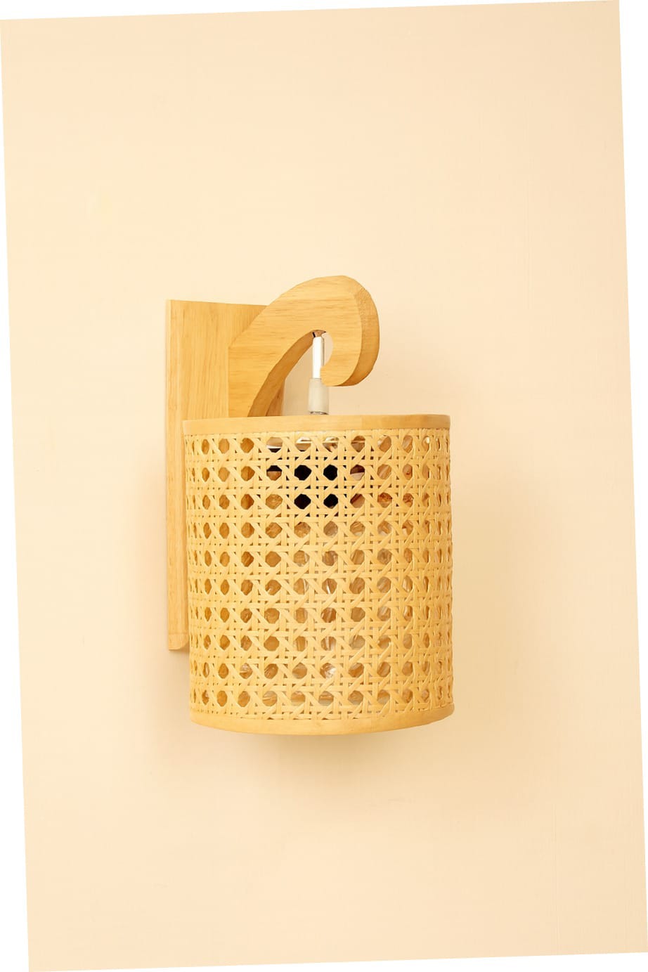 HDC Handcrafted Wooden Cane Woven LED Sconce with Curved Wooden Wall Lamp forBedroom, Living Room & Café Décor Light