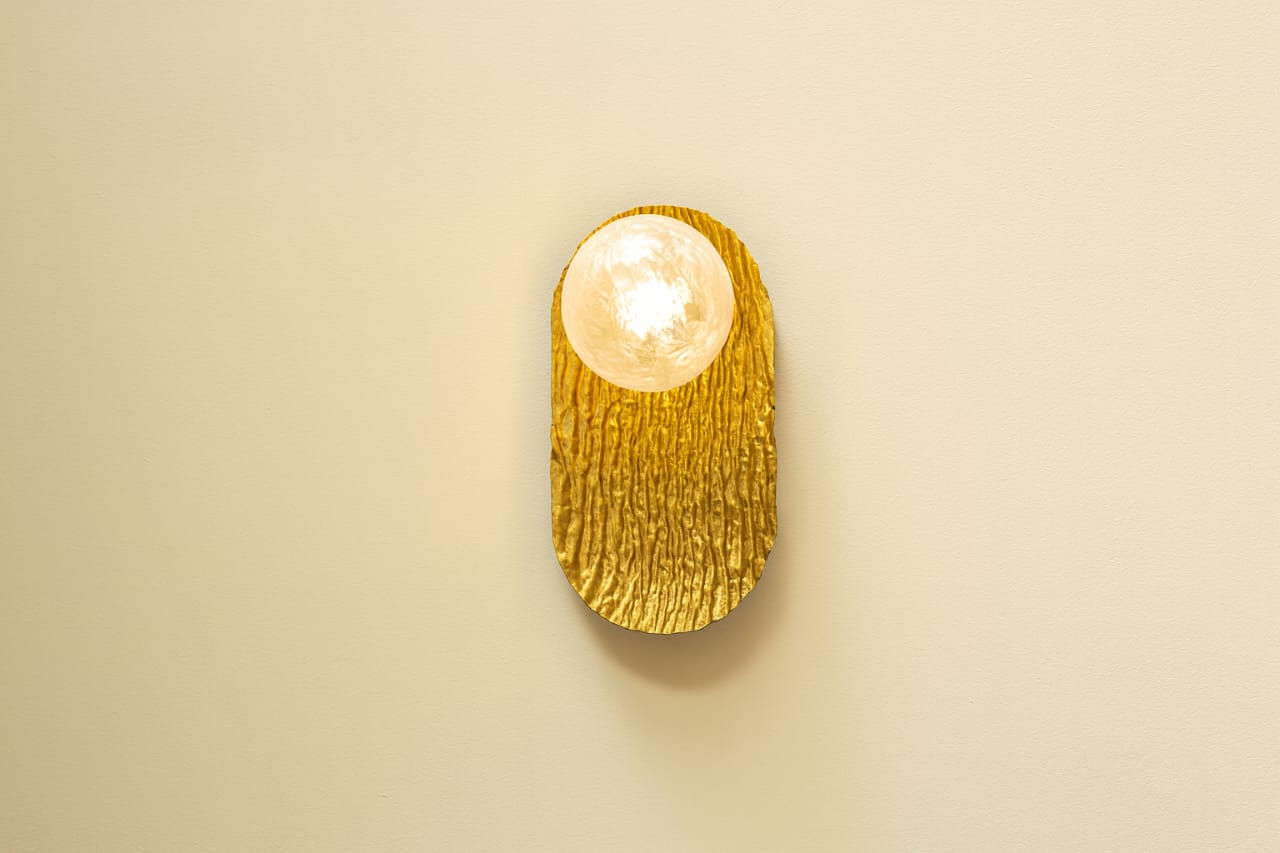 HDC Aurelia Textured Gold Wall Light with Frosted Globe Metal Wall Sconce for Bedroom, Living Room & Hallway