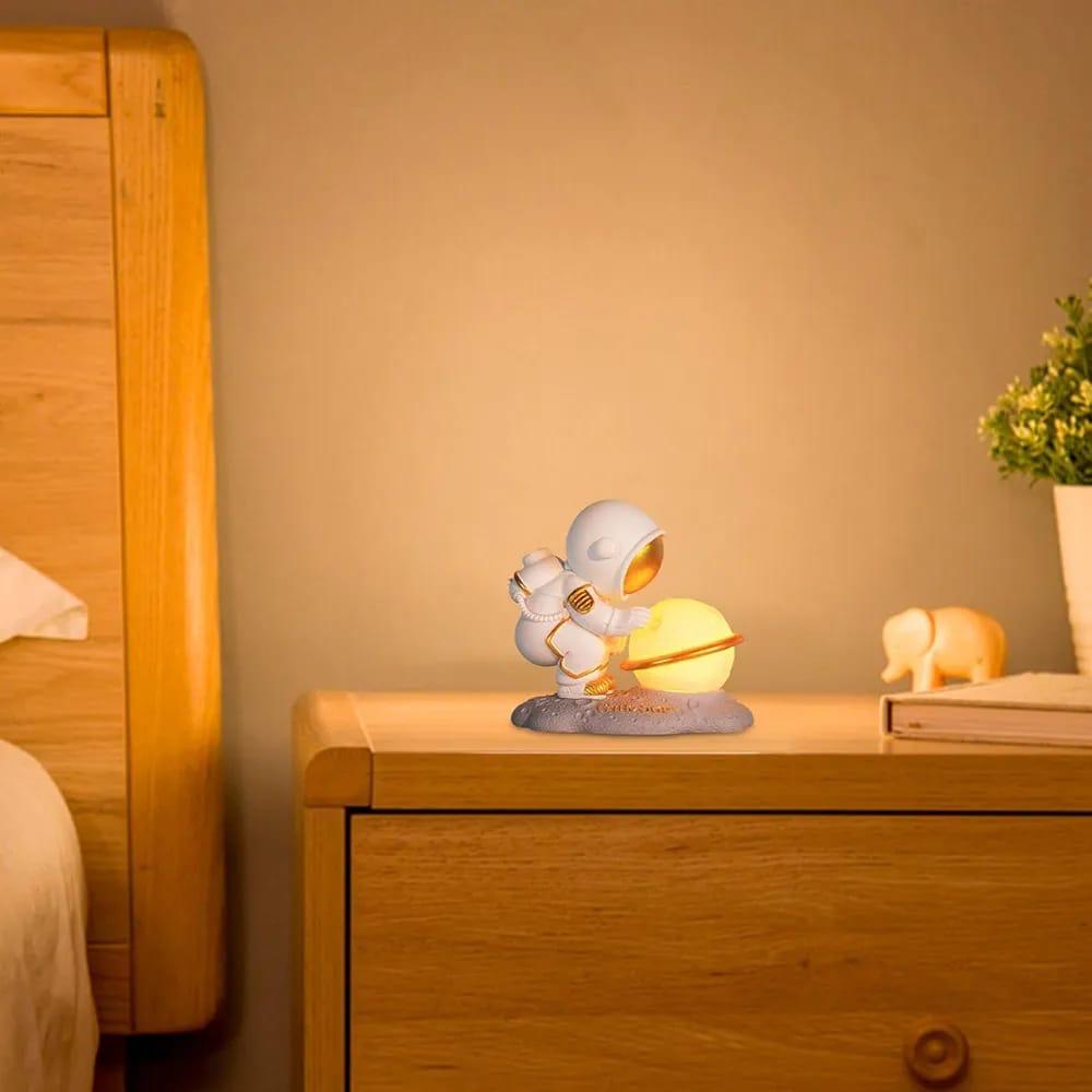 HDC Astronaut Planet Table Lamp | Decorative Space Theme Night Light with Warm Glow for Bedroom, Kids Room & Home Décor