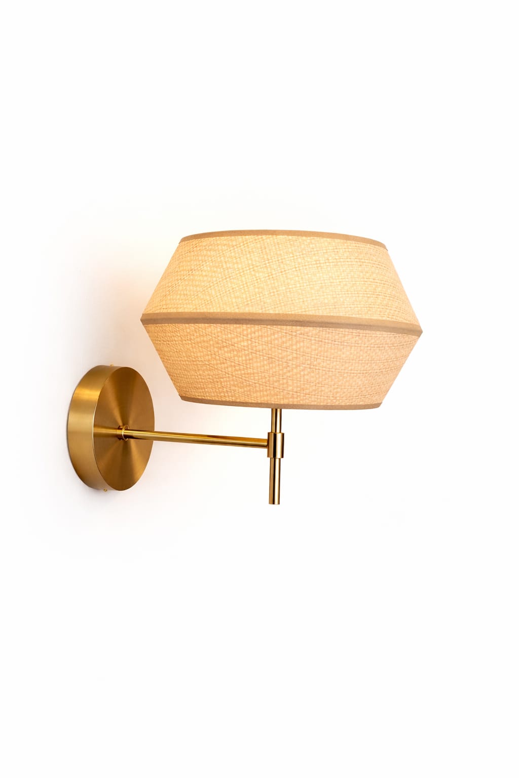 HDC Luxury Jute Fabric Wall Light in Gold Finish