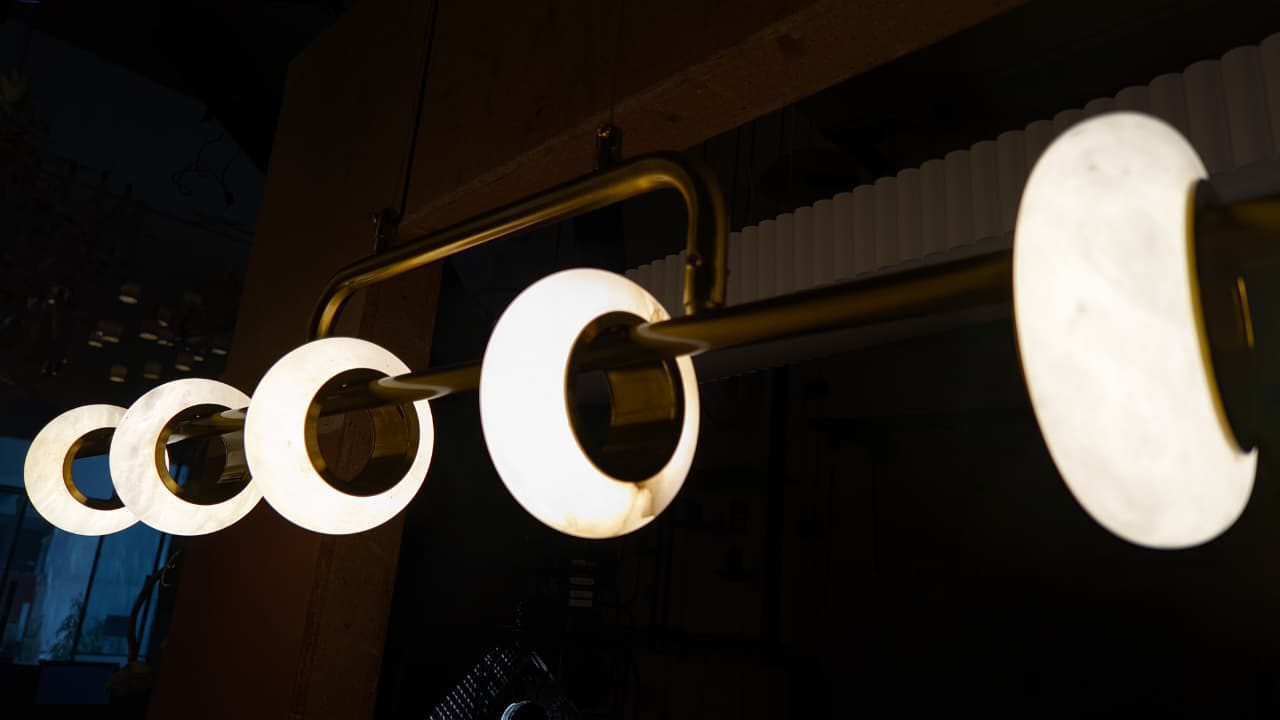 HDC 1200mm Modern Gold & White Marble Linear LED Chandelier