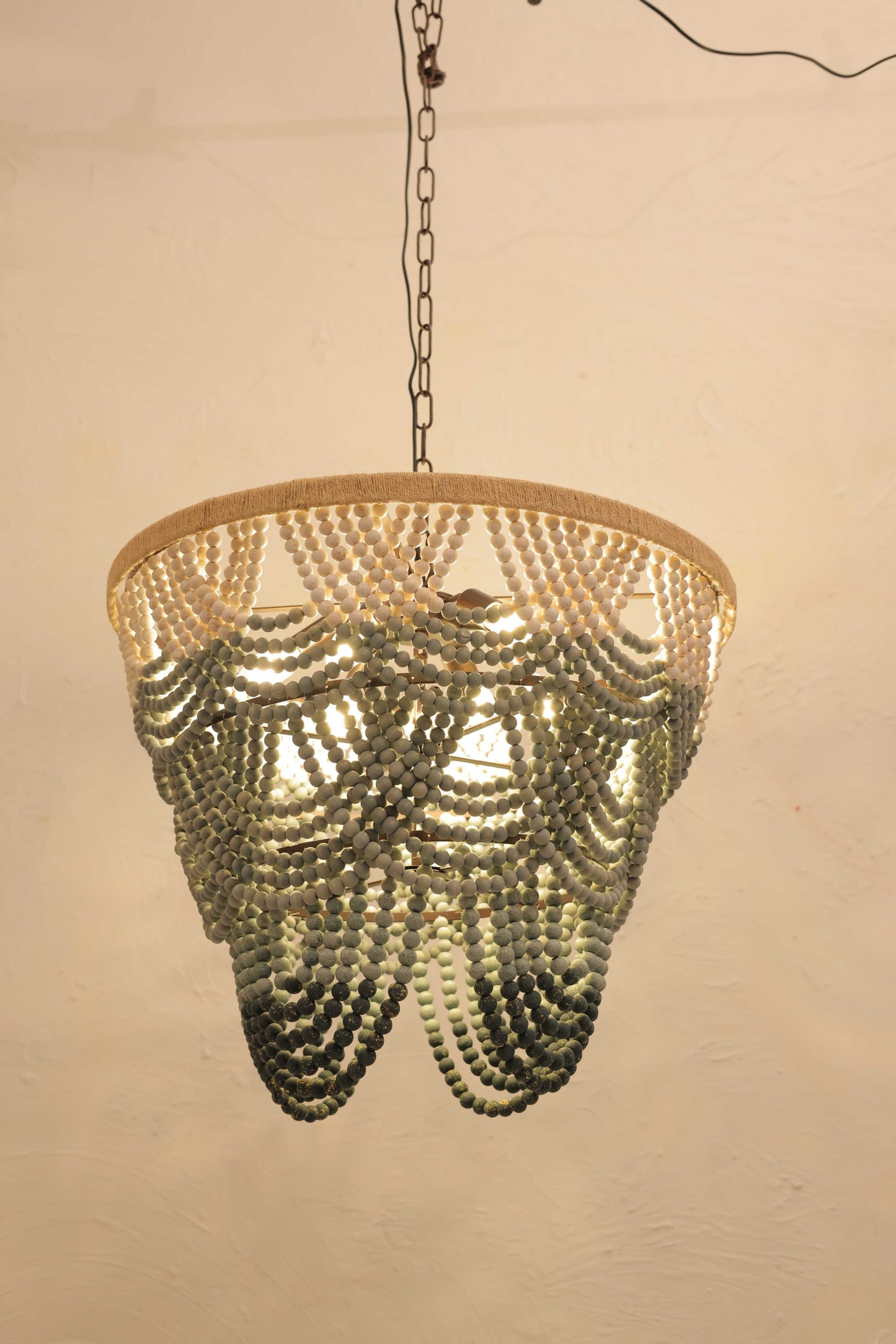 HDC Luxury Wooden Beaded Chandelier Light for Bedroom, Living Room