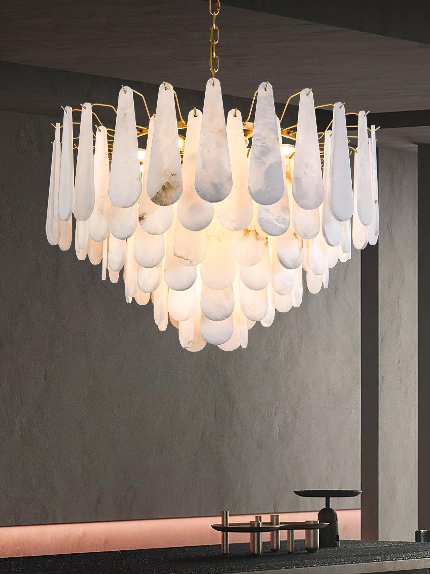 HDC 800mm Modern Teardrop White Shell Luxury Decorative Ceiling Chandelier Light