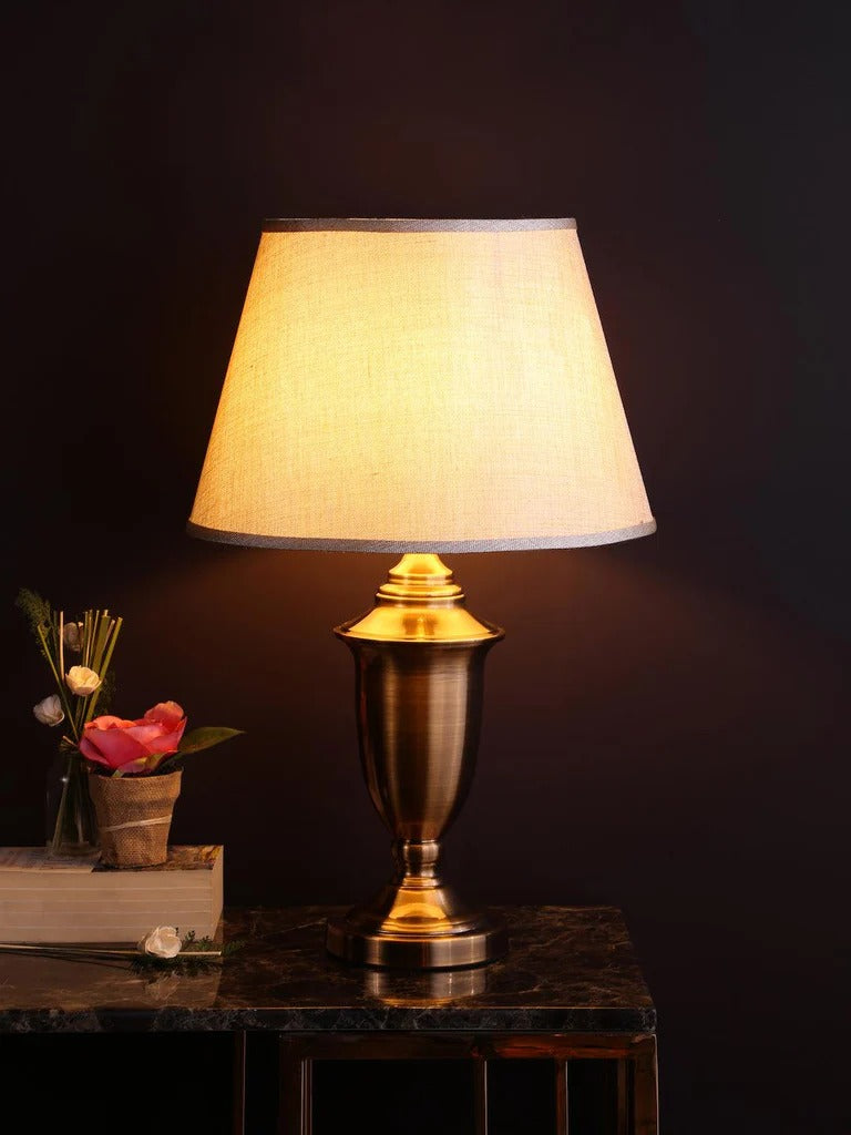 Hdc Contemperary style Table Lamp with fabric shade