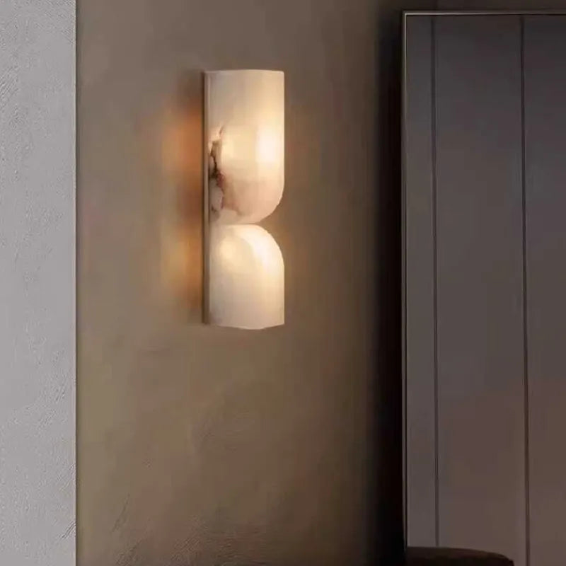 HDC Luxury Marble Finish Vertical LED Wall Light for Modern Interiors