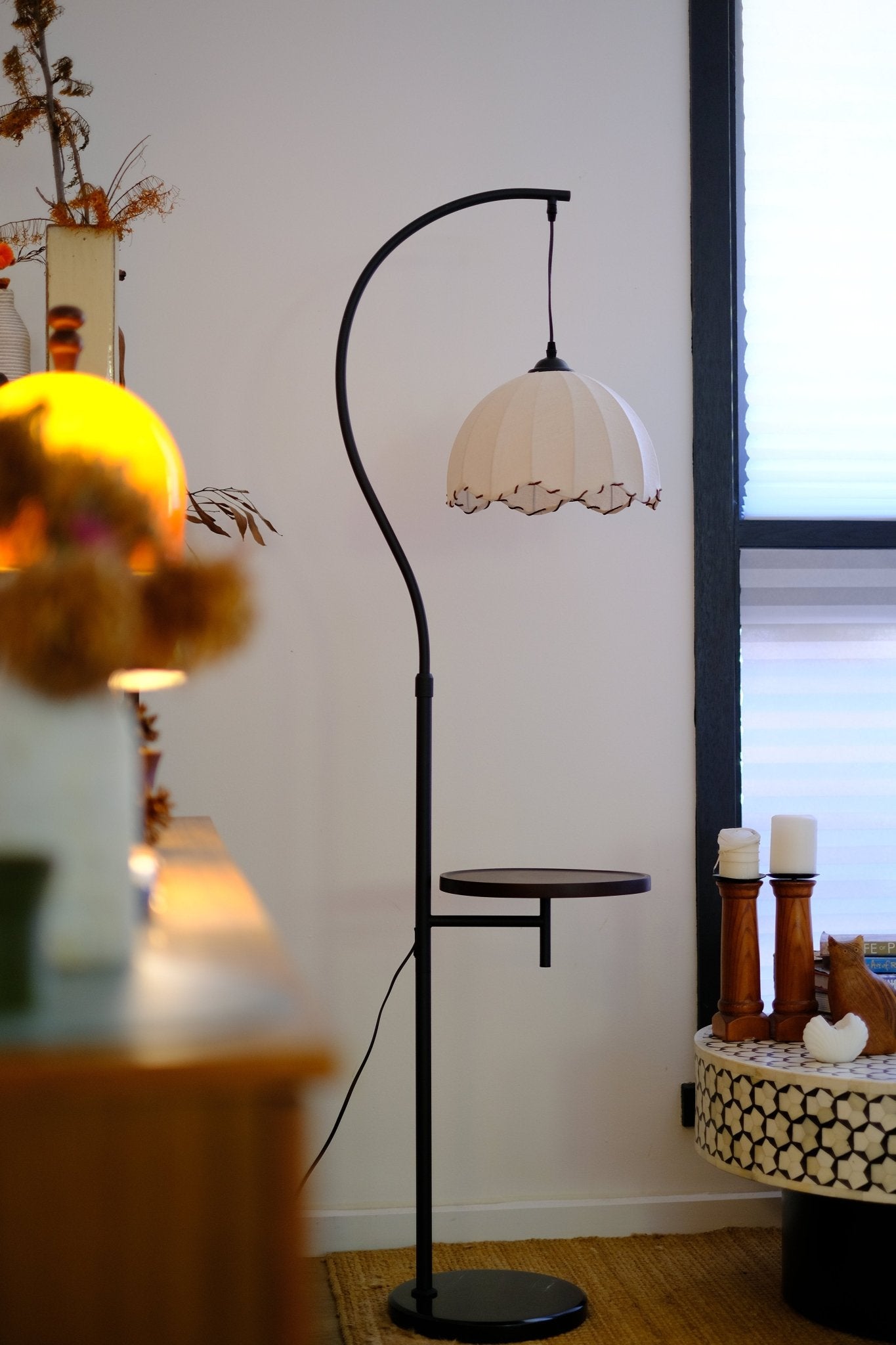 HDC Luxury Arc Floor Lamp with Side Table – Vintage Fabric Shade