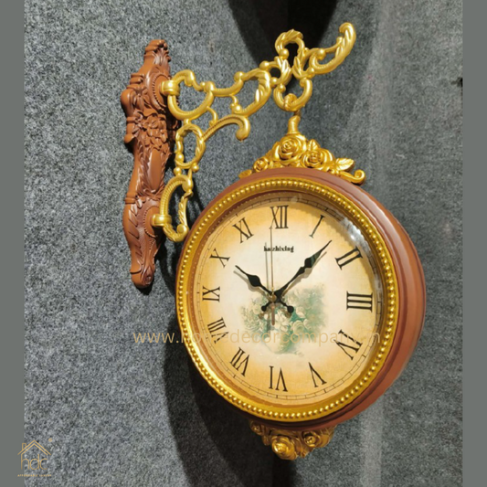 HDC Modern Home Decor Metal Crafts European Vintage Wall Clock Living Room Solid Wood Clock Art Clock Modern Light Luxury Crafts Gift