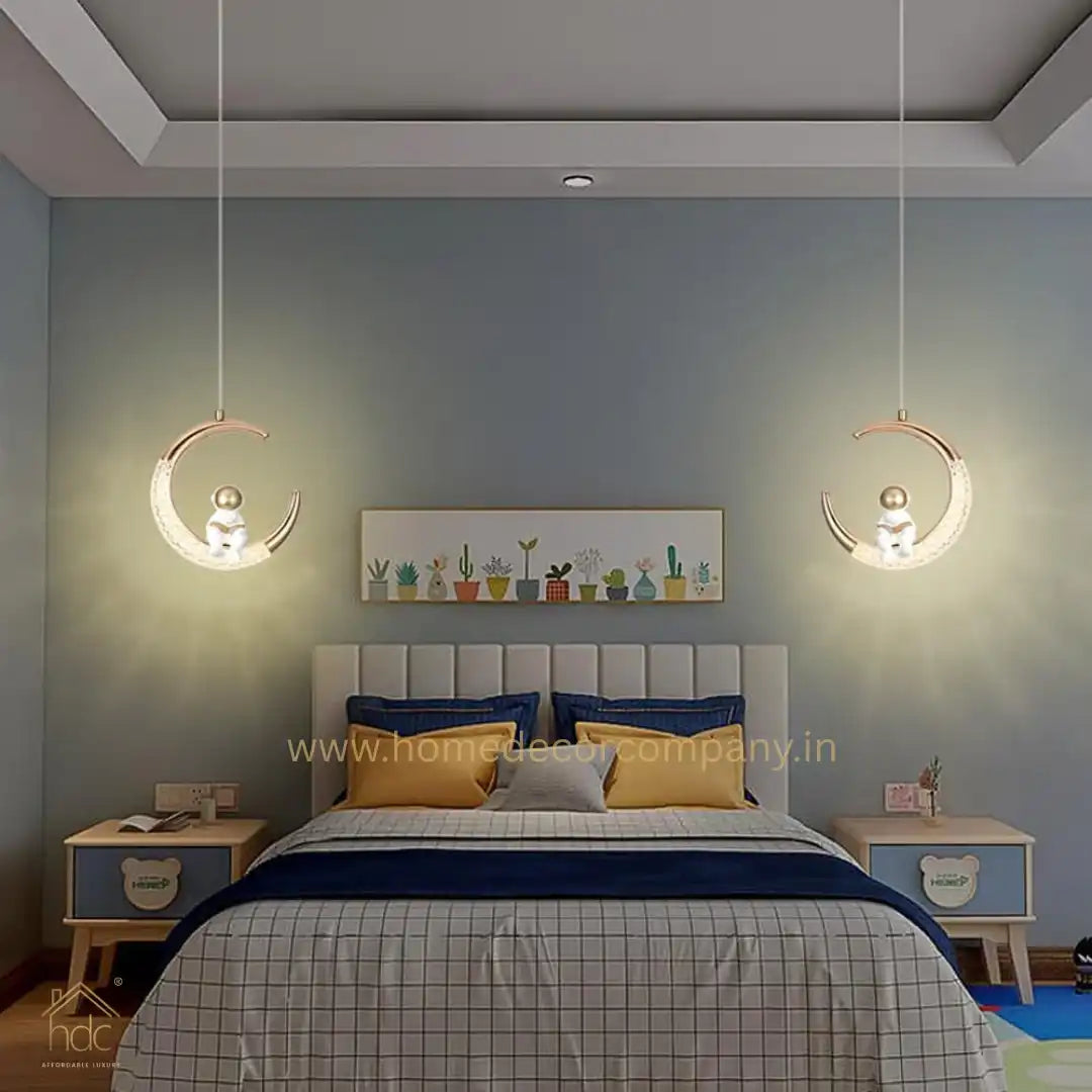 HDC Astronaut Nordic Spaceman Half Moon Pendant Light for Kids Bedroom Gold LED Chandelier for Boy Girl Bedside Children Nursery Room