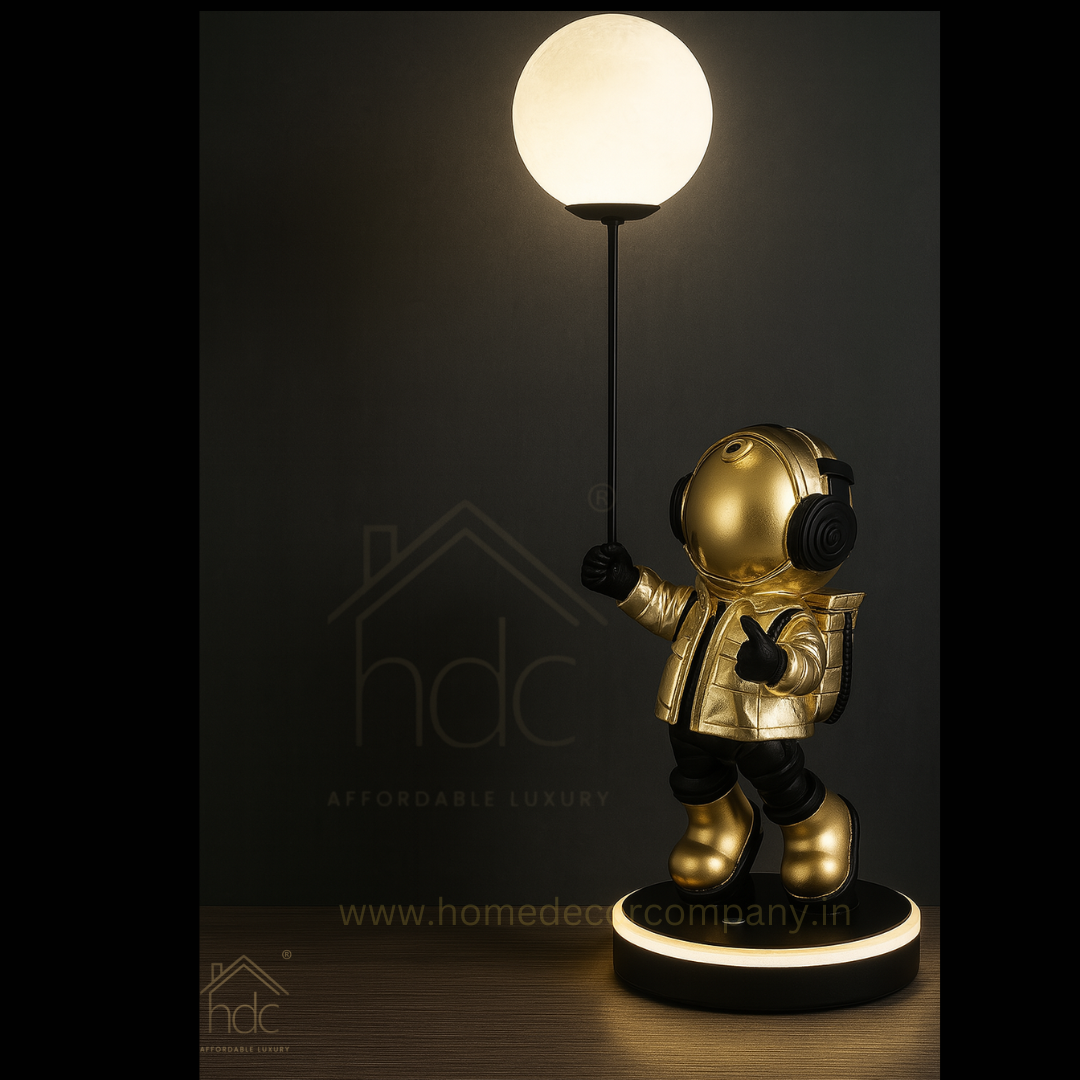 Hdc New Astronaut Table Lamp Infinity Decorative Table Light Modern Design for Bedroom Living Room