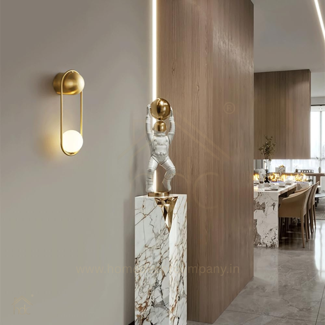 Hdc Modern Gold Oval Wall Light with Frosted Globe Minimalist LED Wall Sconce for Bedroom, Living Room, Hallway